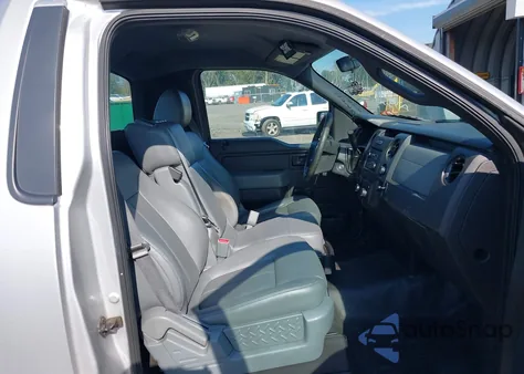 2014 Ford F-150 Xl z USA, uszkodzony, nr VIN 1FTMF1CM7EKE73393